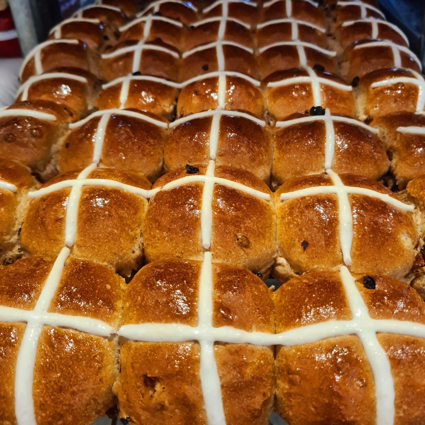 Rick’s Hot Crossed Buns (Fruit)